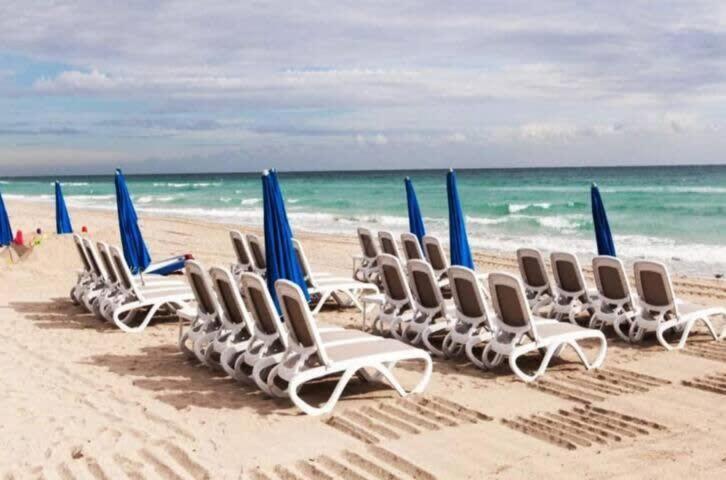 Amazing Apartment Oceanview Beautiful Amenities Sunny Isles Beach Bagian luar foto