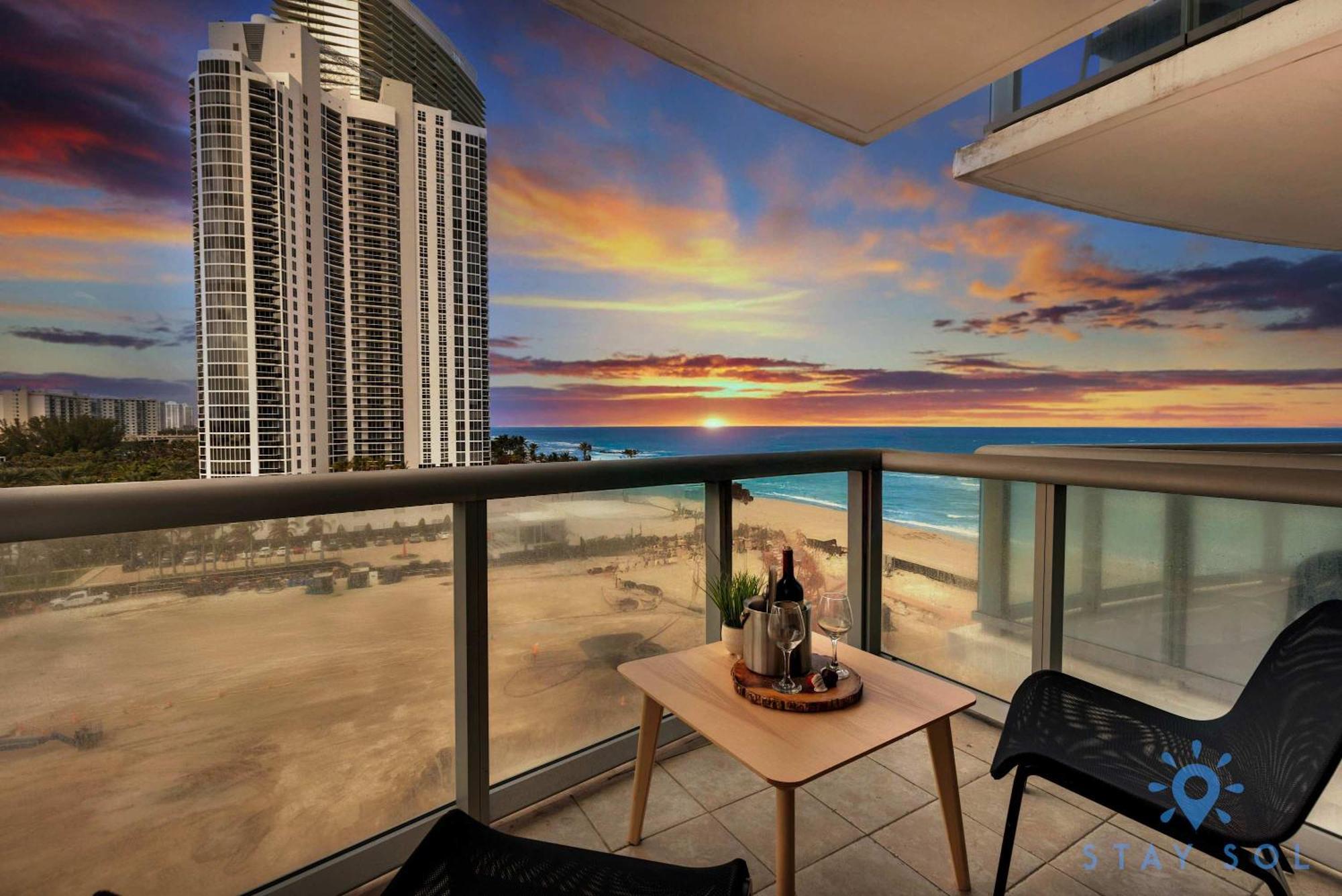 Amazing Apartment Oceanview Beautiful Amenities Sunny Isles Beach Bagian luar foto